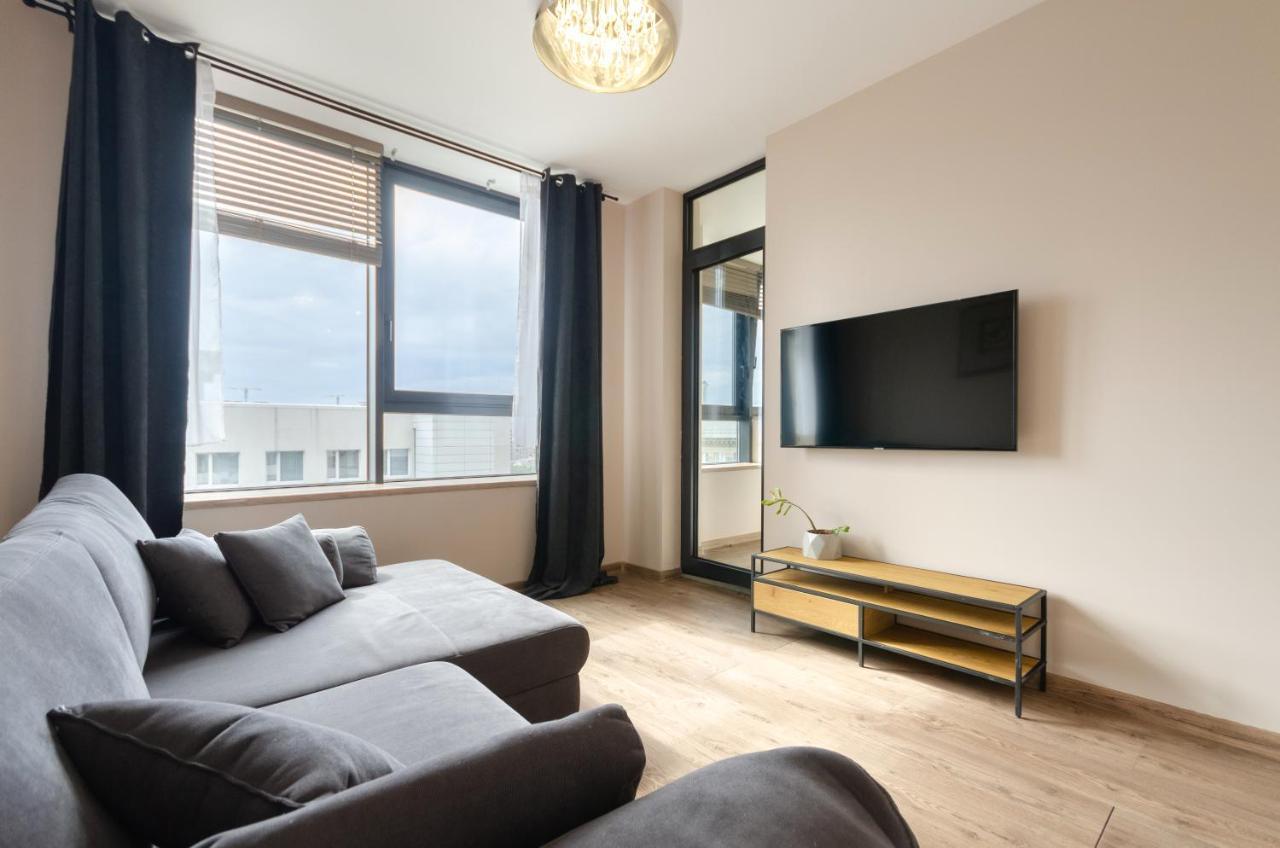 Petrovdom Apartment 77-94-59 In Rc Tetris Hall, Dilova Street 1-2 Kyiv Exterior photo