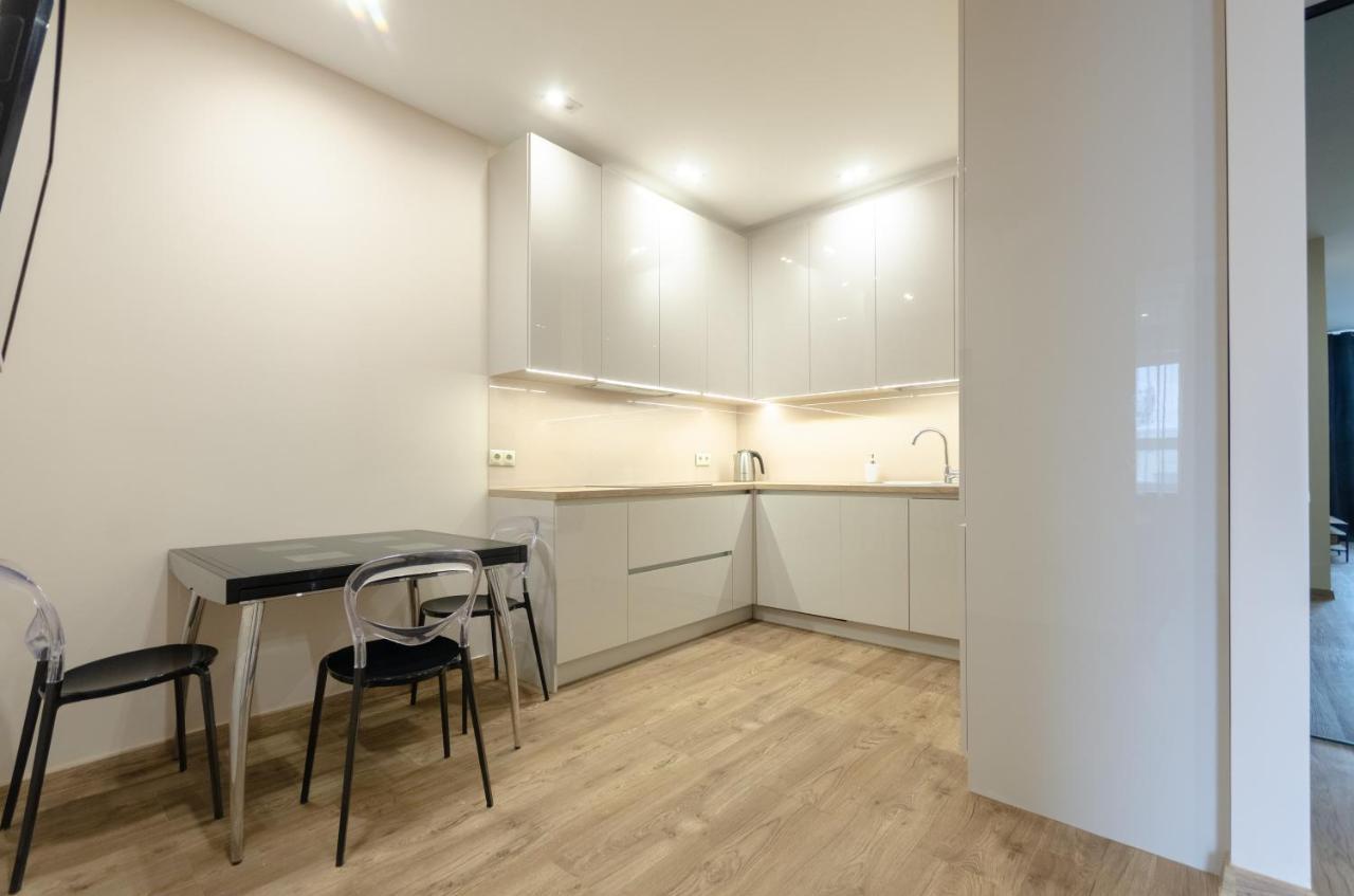 Petrovdom Apartment 77-94-59 In Rc Tetris Hall, Dilova Street 1-2 Kyiv Exterior photo